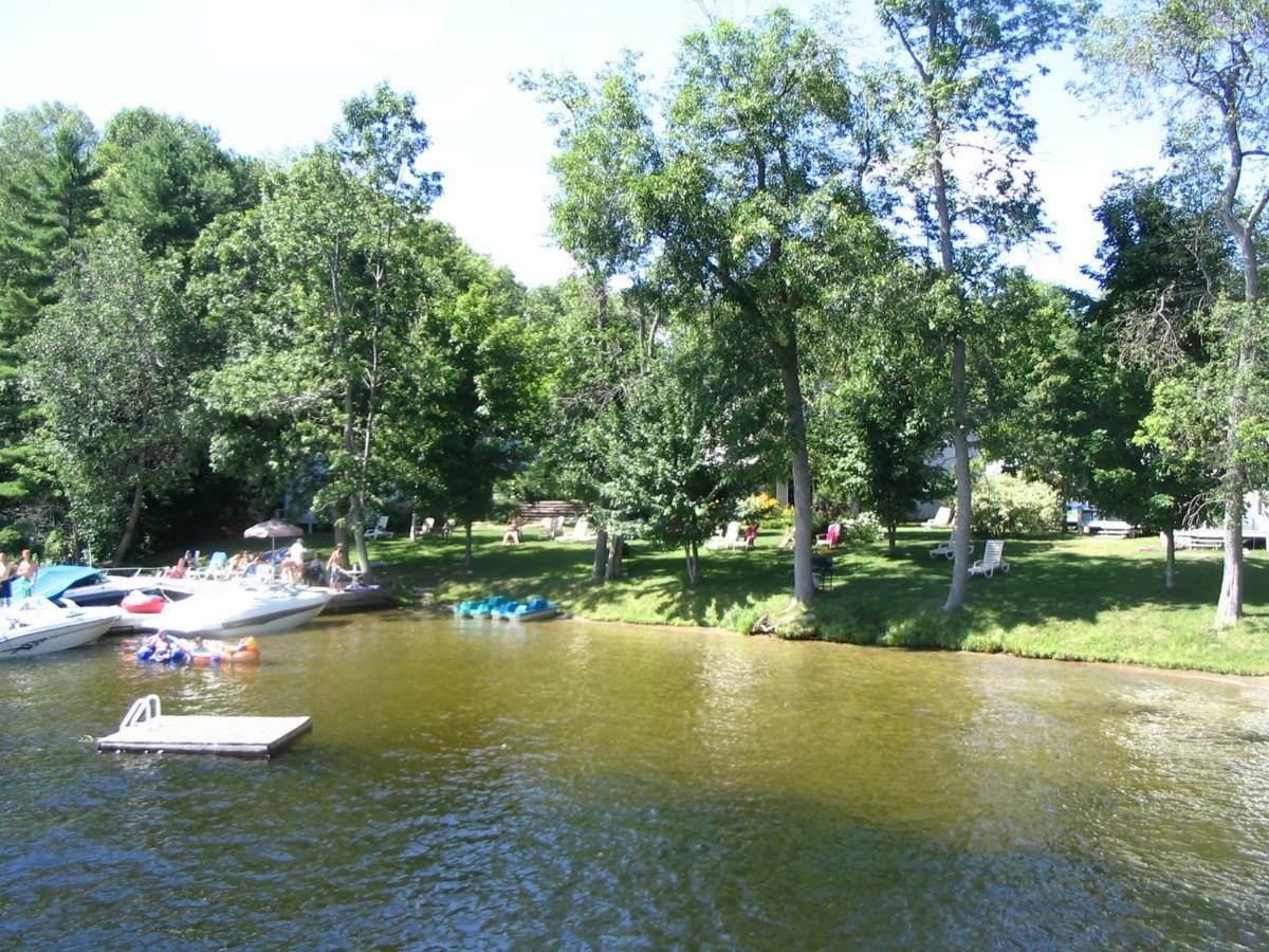 Beachside on Lake Muskoka Port Carling Exterior foto